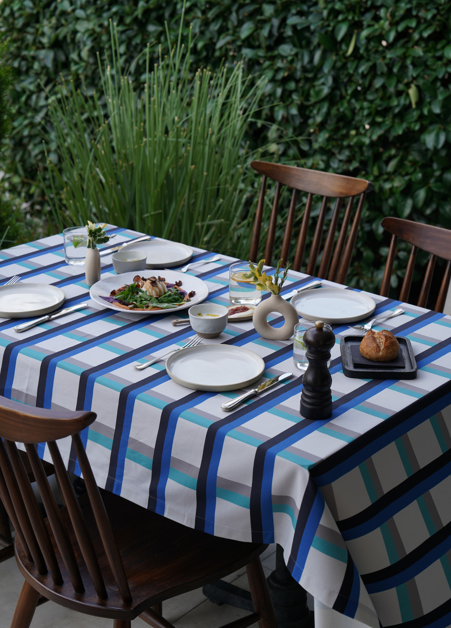 BERRY.ALIYA Masa Örtüsü