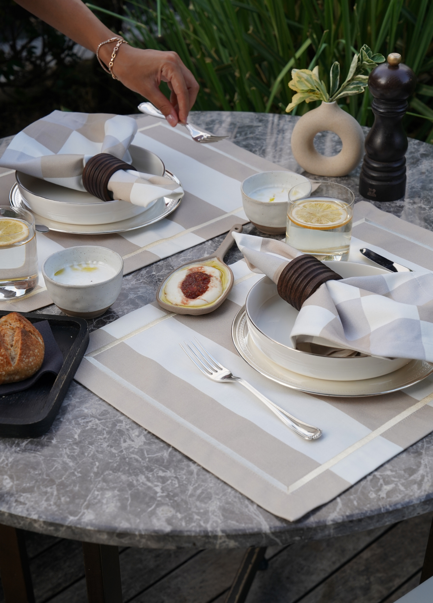 BERRY.LANA Amerikan Servis 4'lü Set